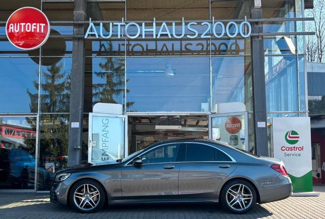 Mercedes Classe S Benz Classe d 4MATIC AMG Line gris de 2020