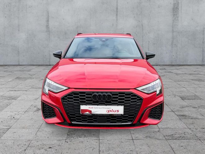 Audi A3 30 TDI S line rouge de 2023