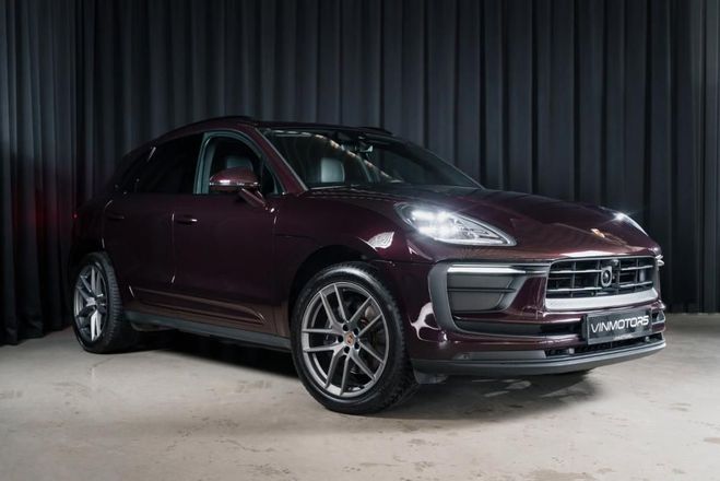 Porsche Macan  prune de 2024