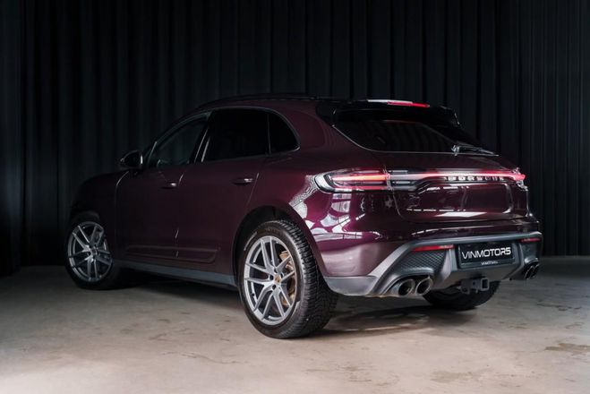 Porsche Macan  prune de 2024
