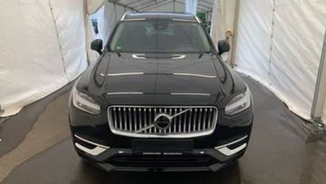 Volvo XC90 T8 AWD Core 7 places noir de 2024