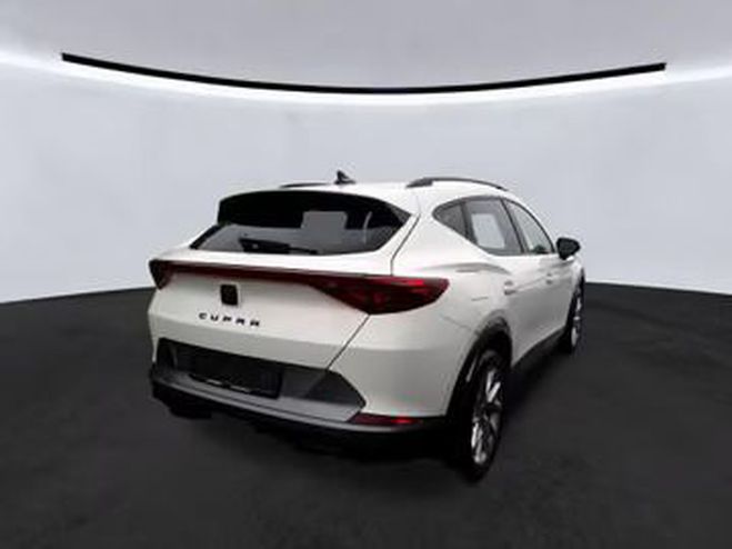 Cupra Formentor 1.5 TSI 150 ch blanc de 2023