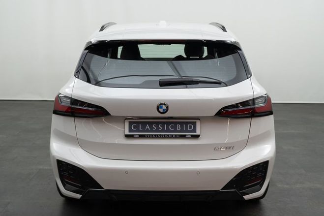 BMW Serie 2 220i Active Tourer M Sport blanc de 2024