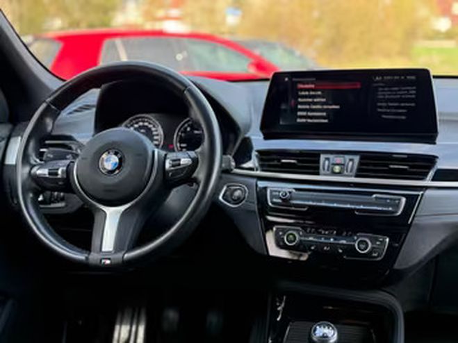 BMW X1 sDrive18i M Sport blanc de 2022