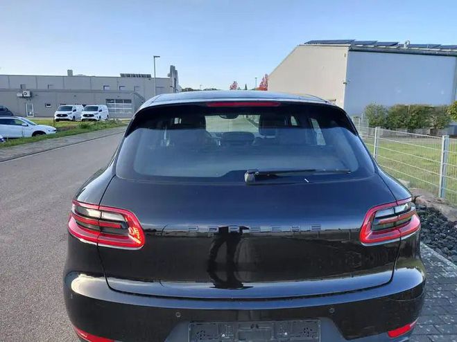 Porsche Macan 2.0 noir de 2018