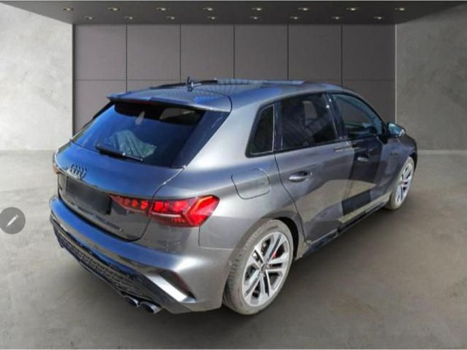 Audi S3 TFSI gris titanium de 2025