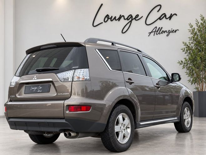 Mitsubishi Outlander 2.2 DI-D 156Cv /4x4 / Pack nstyle / Gara Marron de 2012