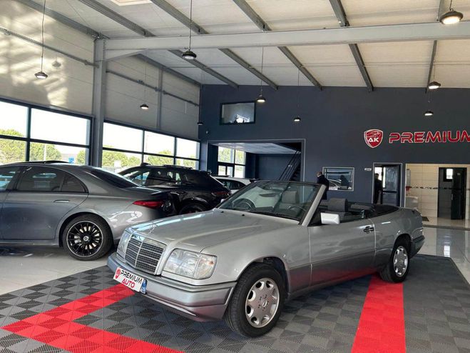 Mercedes 220 D�capotable 2.2 E ba Gris Clair M�tallis� de 1994