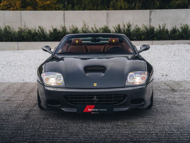 Ferrari 575 Superamerica - Grigio Silverstone / GTC  Grigio Silverstone de 2005