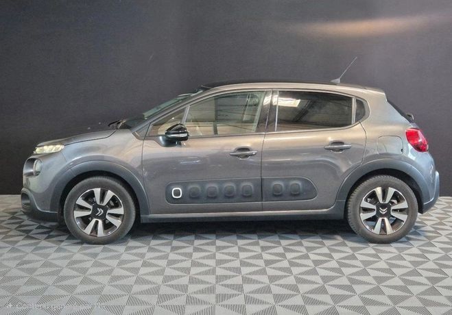 Citroen C3 GENERATION III 110 SHINE PLUS Toit Panor Gris de 2017