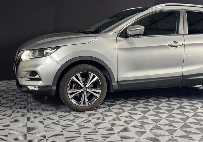 Nissan Qashqai +2 G�n�ration 2 1.2 DIGT 115 N-CONNECTA Toi Gris de 2017
