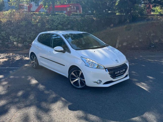 Peugeot 208 1.6 e-HDi 115ch BVM6 Allure - 1 �re main Blanc de 2013
