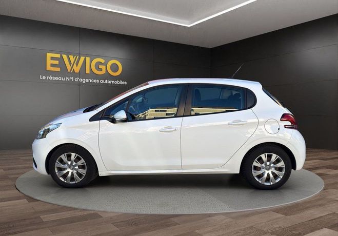 Peugeot 208 generation-i 1.5 bluehdi 100 active busi Blanc de 2019