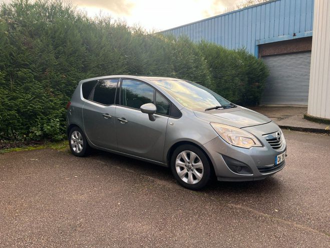 Opel Meriva Garantie 12 mois, 1.7 CDTI - 130cv FAP C Gris de 2013