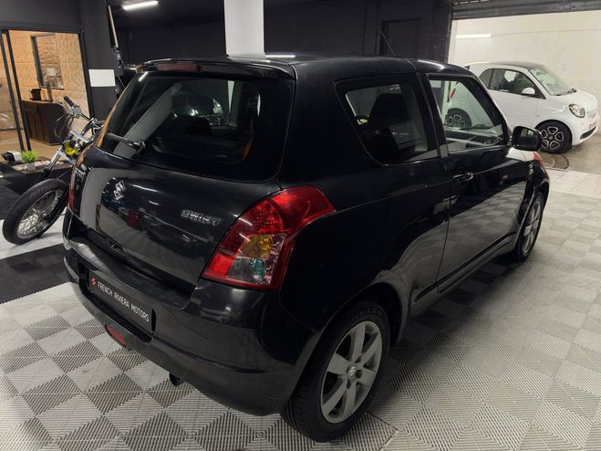 Suzuki Swift 1.3 DDIS Noir de 2008