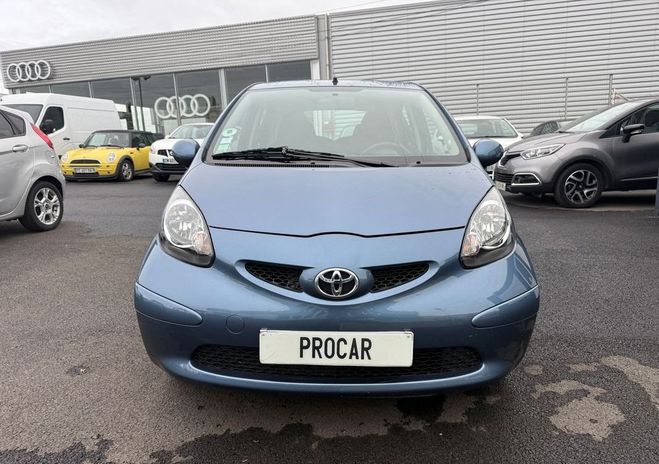 Toyota Aygo 1.0 VVT-I 68CH LES BLEUS II 5P Bleu de 2008