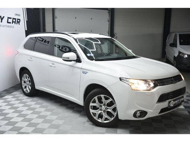 Mitsubishi Outlander 203cv - Toit ouvrant - attelage... BLANC de 2015