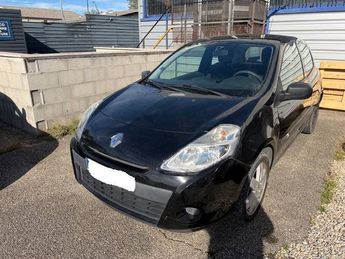  Voir d&eacute;tails -Renault Clio III 1.2 16v 75ch Collection Aliz� 3p &agrave; Saint-Priest (69)
