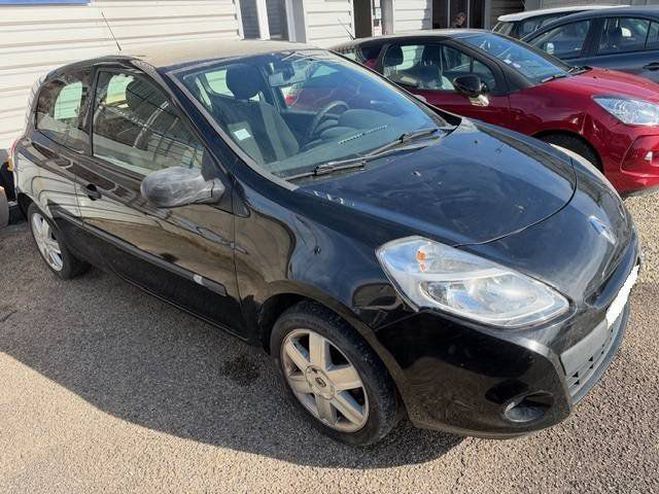 Renault Clio III 1.2 16v 75ch Collection Aliz� 3p NOIR de 2013
