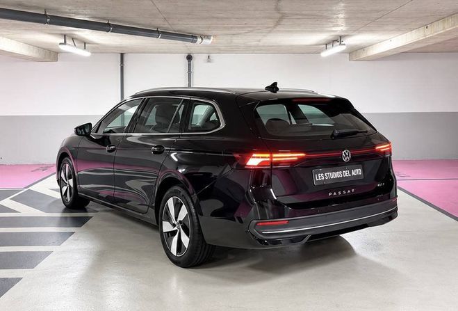 Volkswagen Passat SW 1.5 eTSI 150ch Life Plus DSG7 NOIR de 2024