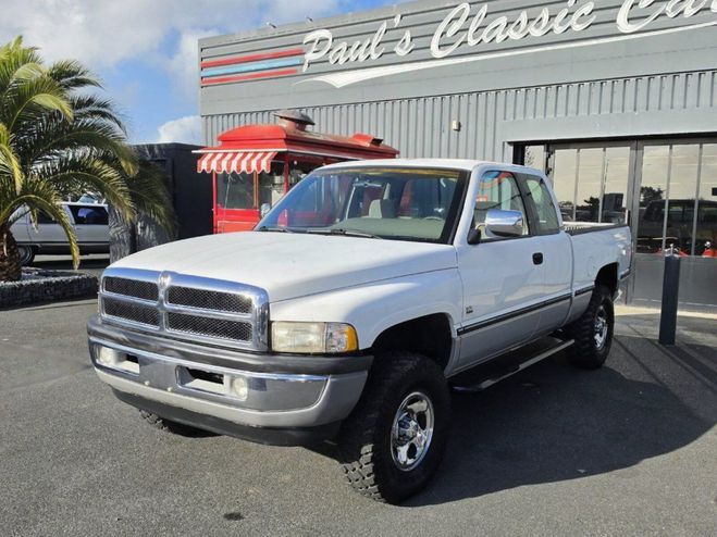 Dodge Ram 1500 4�4 Club Cab Laramie SLT Blanc de 1996