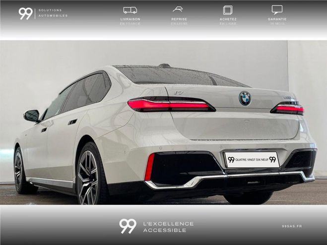 BMW i7 eDrive50 M Sport M Shadow Line haute bri BLANC de 2024