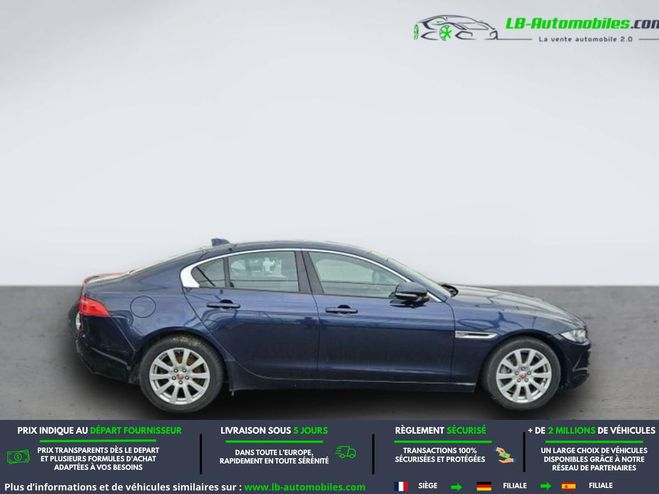 Jaguar XE 180 ch BVA Bleu M�tallique de 2016
