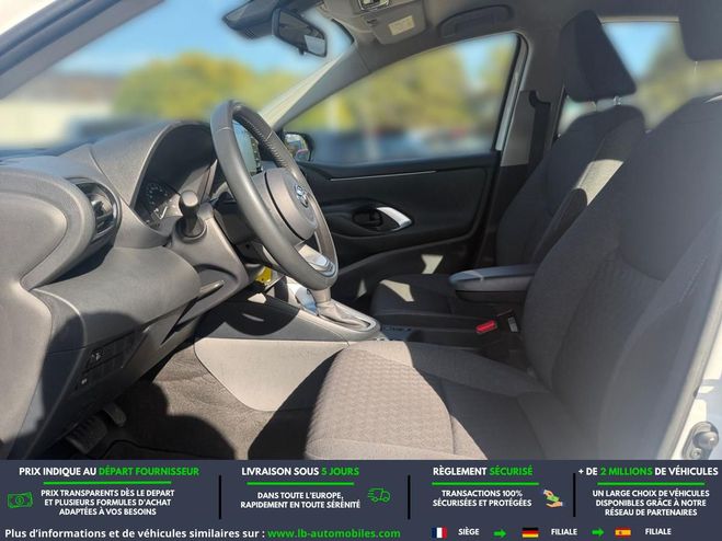 Toyota Yaris HYBRIDE 116ch Blanc de 2021
