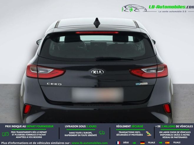 Kia Ceed 1.6 CRDi 136 ch BVA Noir M�tallique de 2021