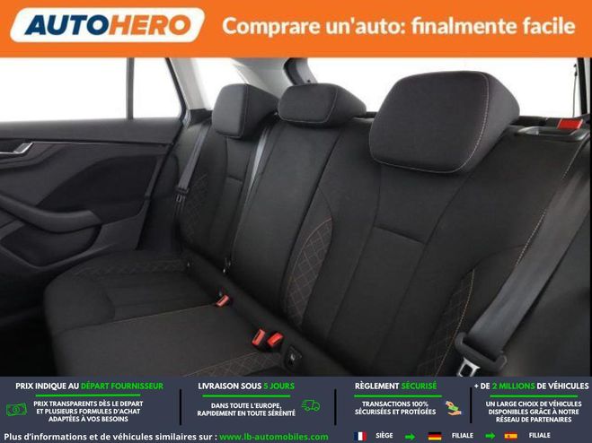 Skoda Scala 1.0 TSI 116 ch BVM Bleu M�tallique de 2020
