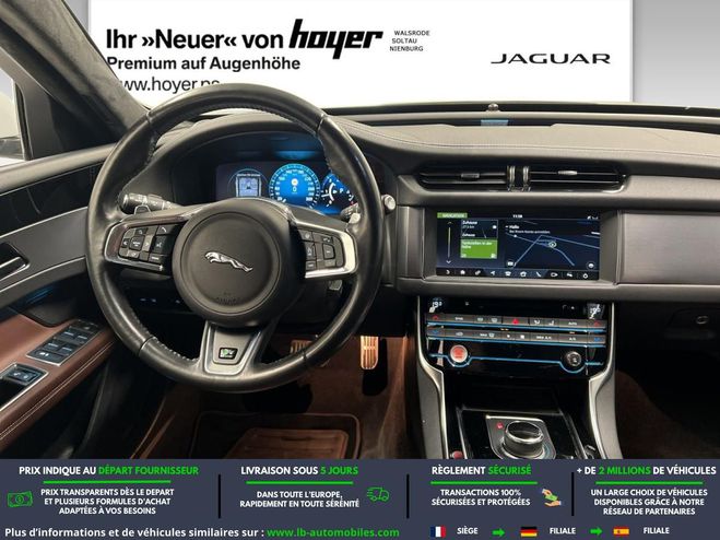 Jaguar XF 180 ch BVA Blanc M�tallique de 2019