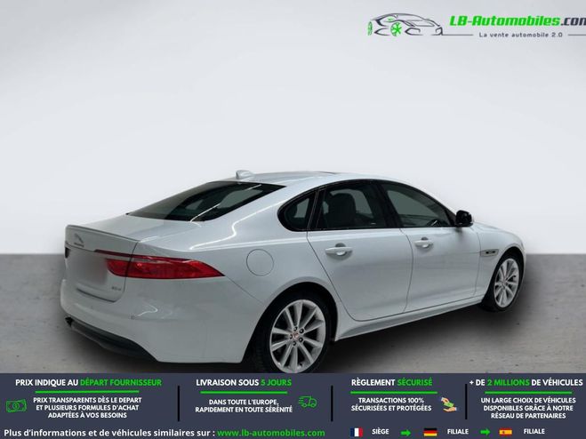 Jaguar XF 180 ch BVA Blanc M�tallique de 2019
