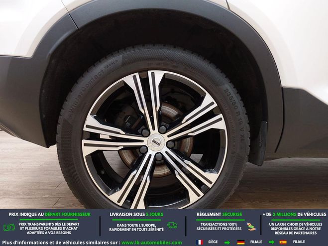Volvo XC40 T5 180+82 ch BVA Blanc M�tallique de 2021