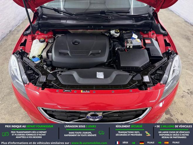Volvo V40 T2 122 BVM Rouge M�tallique de 2015