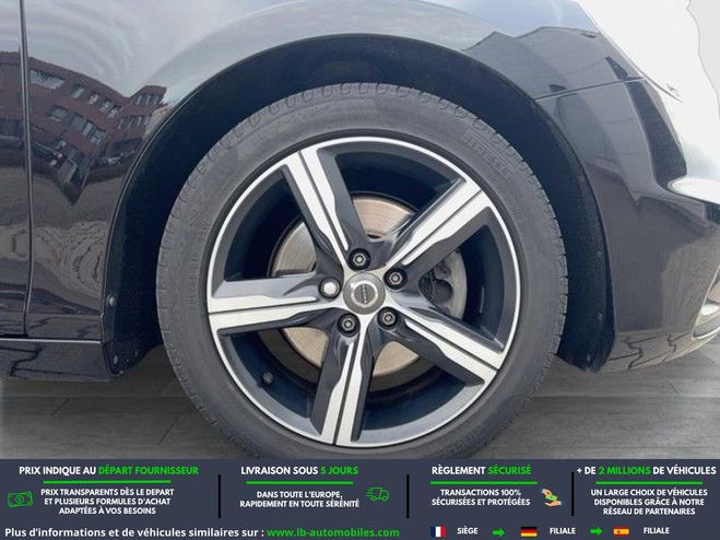 Volvo V40 T2 122 ch BVM Noir M�tallique de 2018