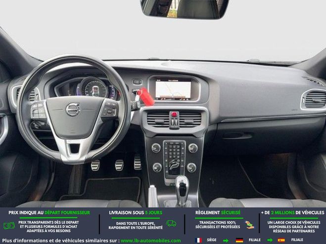 Volvo V40 T2 122 ch BVM Noir M�tallique de 2018