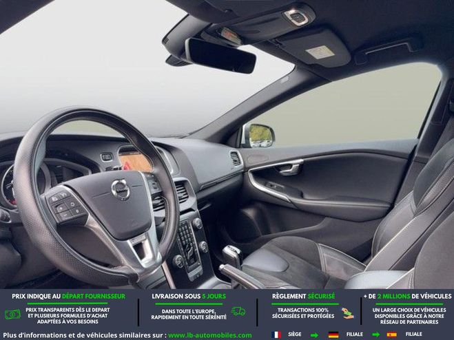 Volvo V40 T2 122 ch BVM Noir M�tallique de 2018
