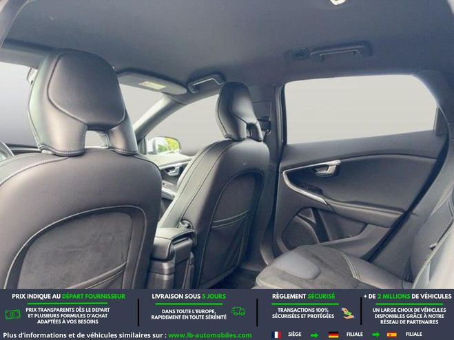Volvo V40 T2 122 ch BVM Noir M�tallique de 2018