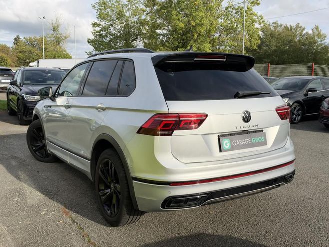Volkswagen Tiguan 1.5 TSI 150ch DSG7 R-Line gris clair de 2023