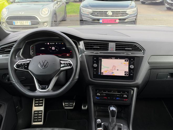 Volkswagen Tiguan 1.5 TSI 150ch DSG7 R-Line gris clair de 2023