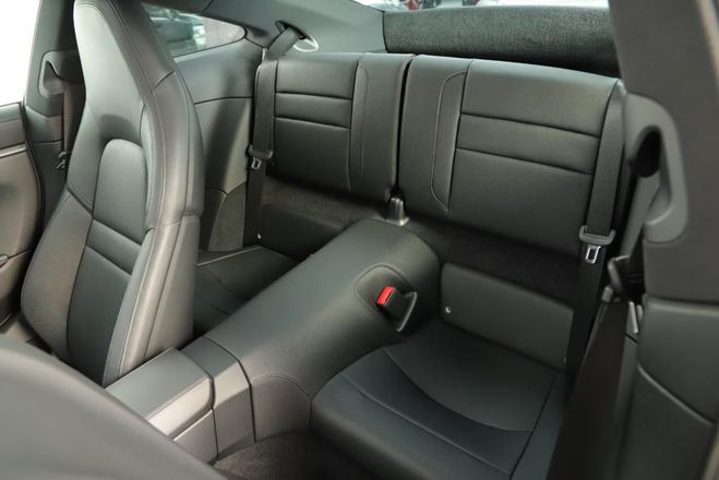 Porsche 911 Carrera 4 Coup� 385 ch BVA gris de 2020