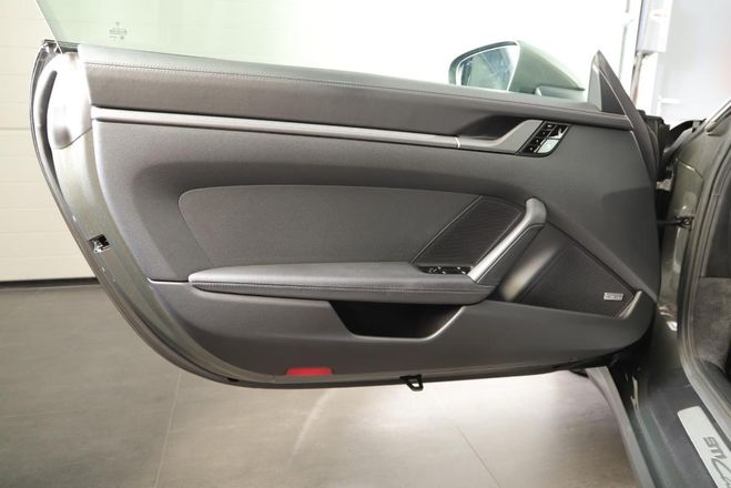 Porsche 911 Carrera 4 Coup� 385 ch BVA gris de 2020
