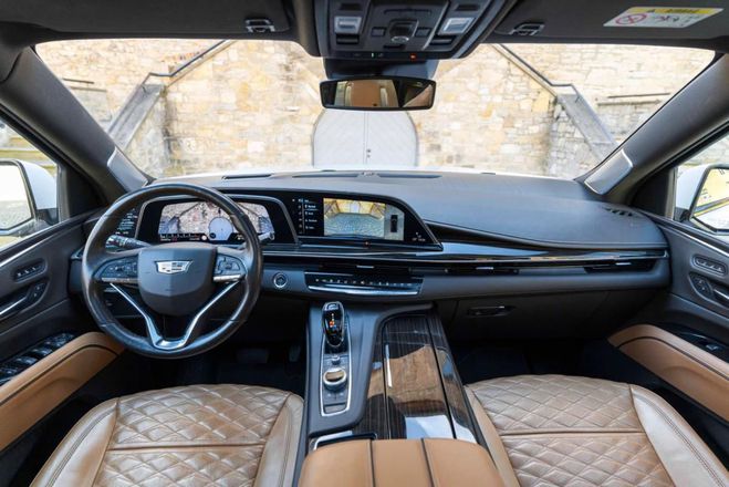 Cadillac Escalade 600 Platinum blanc de 2024