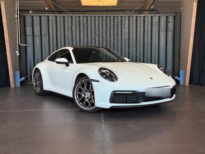 Porsche 911 Carrera avec �chappement sport blanc de 2023