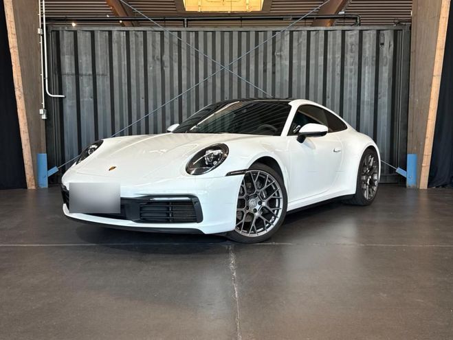 Porsche 911 Carrera avec �chappement sport blanc de 2023