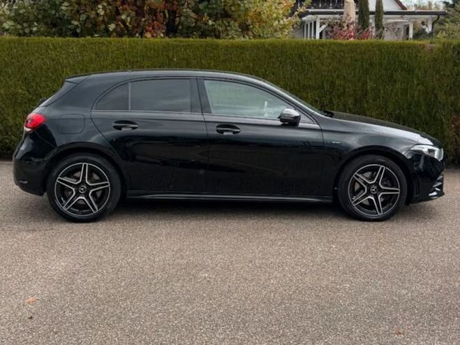 Mercedes Classe A Edition 2020 AMG Line Night Package noir de 2021