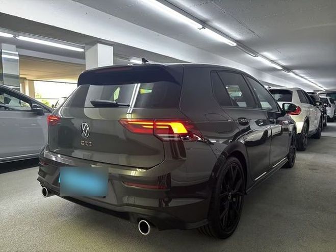 Volkswagen Golf VIII 2.0 TSI GTI DSG gris titanium de 2023