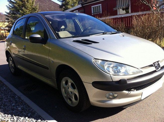 Peugeot 206  Gris de 2004