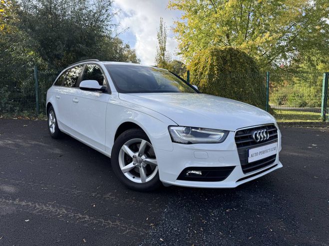 Audi A4 IV (B8) 2.0 TDI 150 clean diesel DPF Eur BLANC de 2015