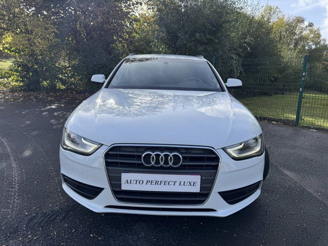 Audi A4 IV (B8) 2.0 TDI 150 clean diesel DPF Eur BLANC de 2015